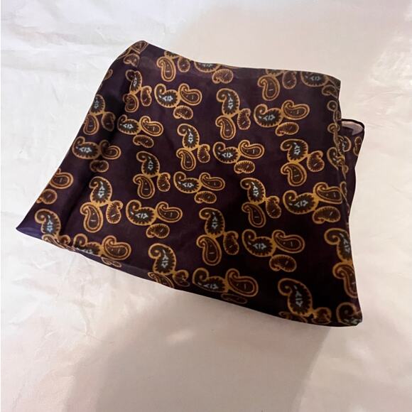 ROBERT TALBOTT Fine Silk Scarf Printed in Italy  - Purple - Semi Sheer - Picture 8 of 9